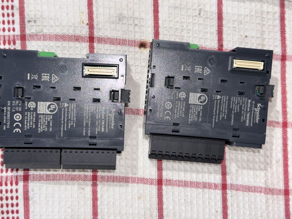 Plc Schneider Modicon+extensii