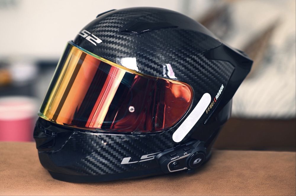 Мотошлем LS2 FF801 carbon