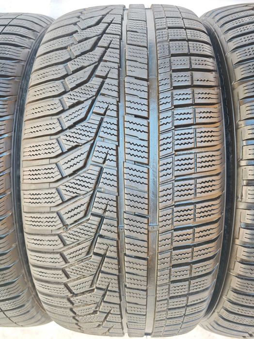 Anvelope 275/35/19 si 245/40/19 iarna M+S HANKOOK fabricate in Coreea