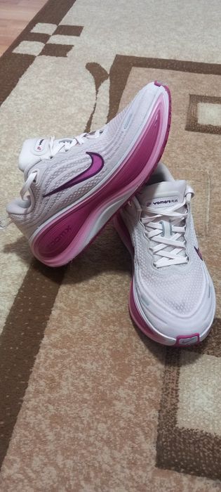 Nike vomero plus