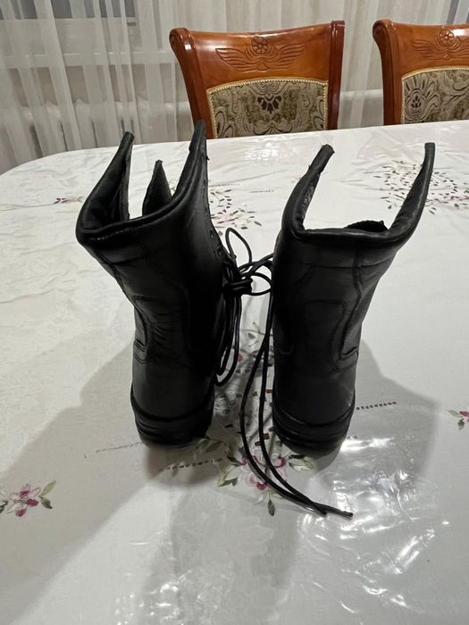 Продам берцы новые