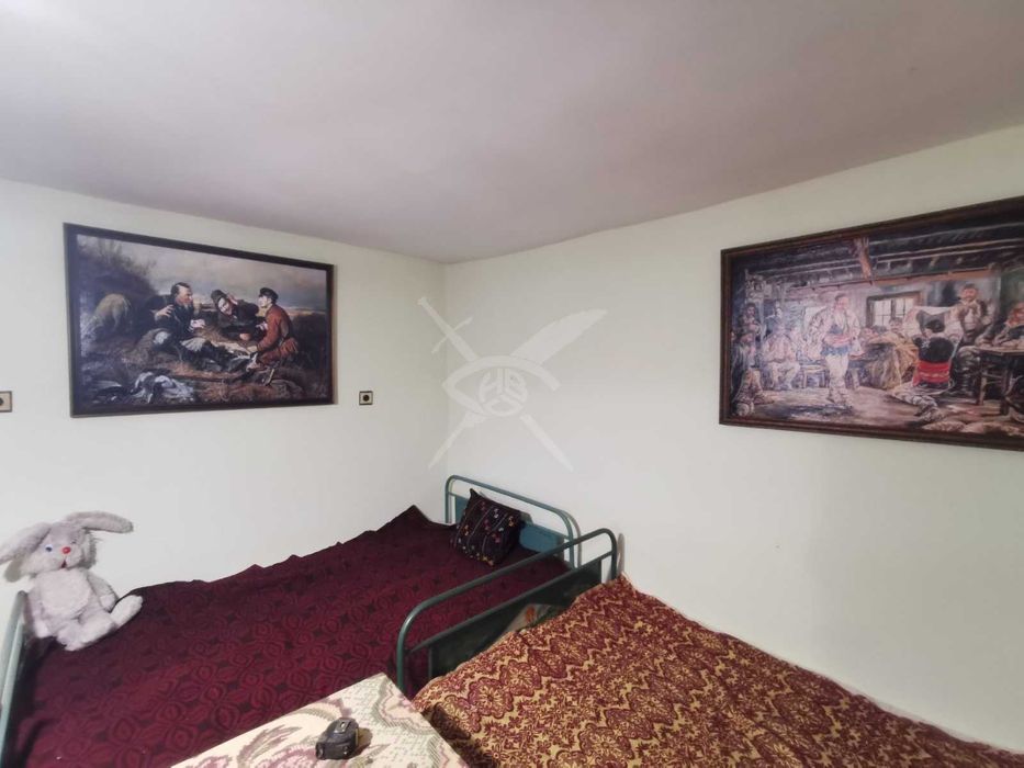 Продава се Къща в с. Варовник, Област Бургас - 140 кв.м за 379 €/кв.м - Снимка #3