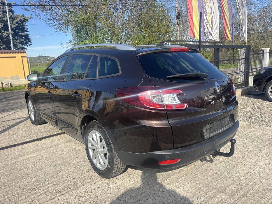 RENAULT Megane 2015 — imagine 3