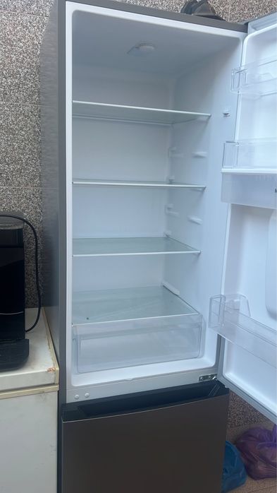 Frigider water dispenser