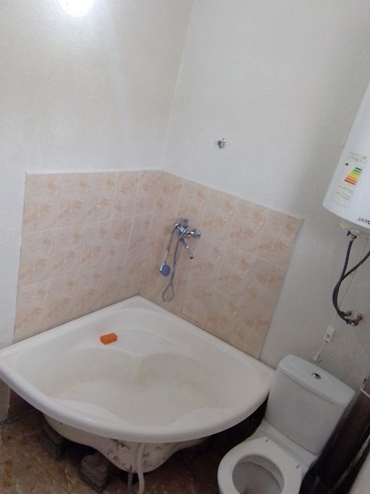 Arenda Mirzo ulug'bek tumani 3 xonali uy .400$