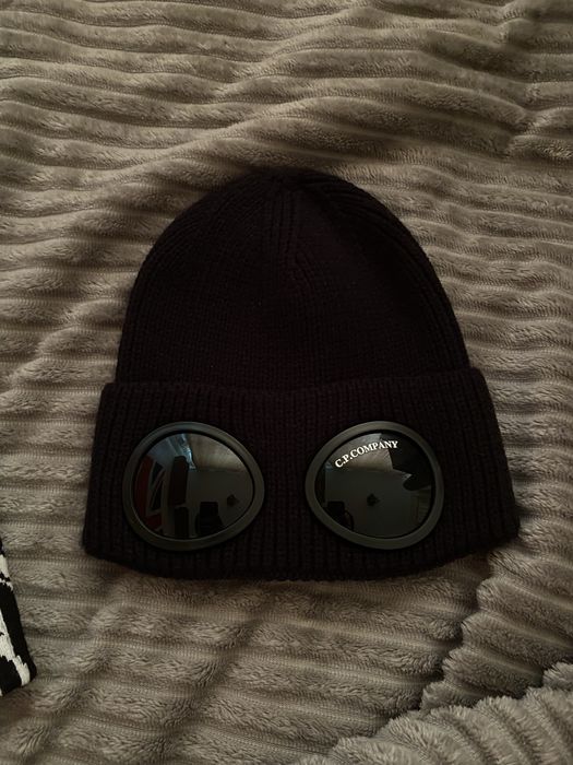 шапка cp company
