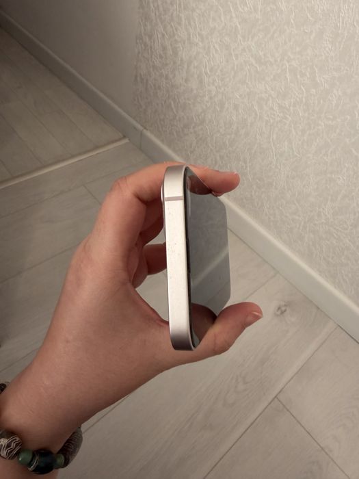 Продам Iphone 13 128гб