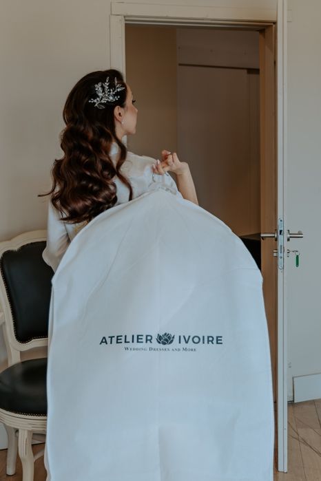 Намалена: Сватбена/ бална/ булчинска рокля от Ivoire (Снимки)