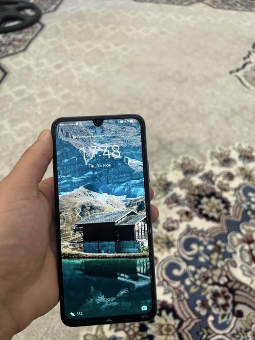 телефон huawei nova Y70