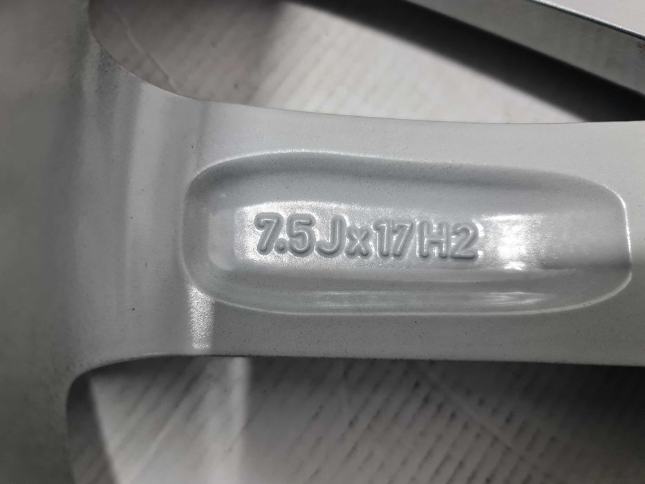 Jante 17 Audi A4 A5 A6 Q2 Q3 7.5Jx17, ET27, 5x112
