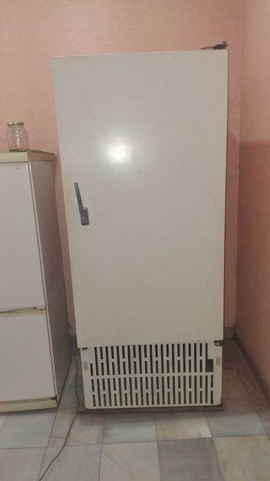 Холодильник шкаф   высокий