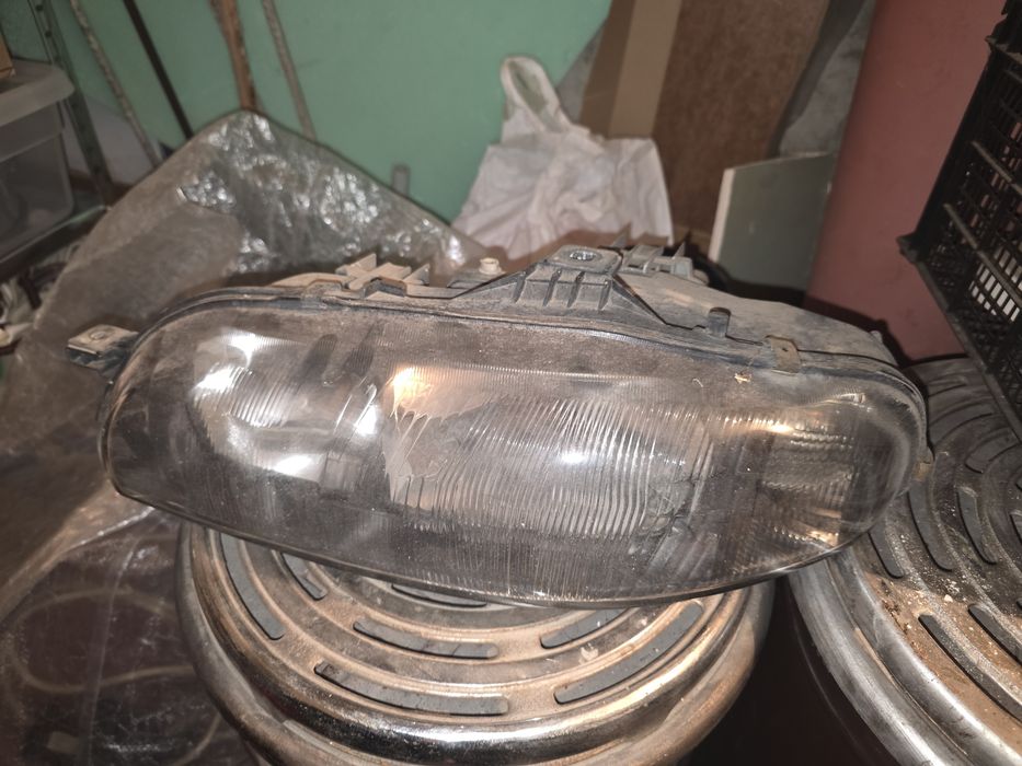 Фарове за Fiat Brava