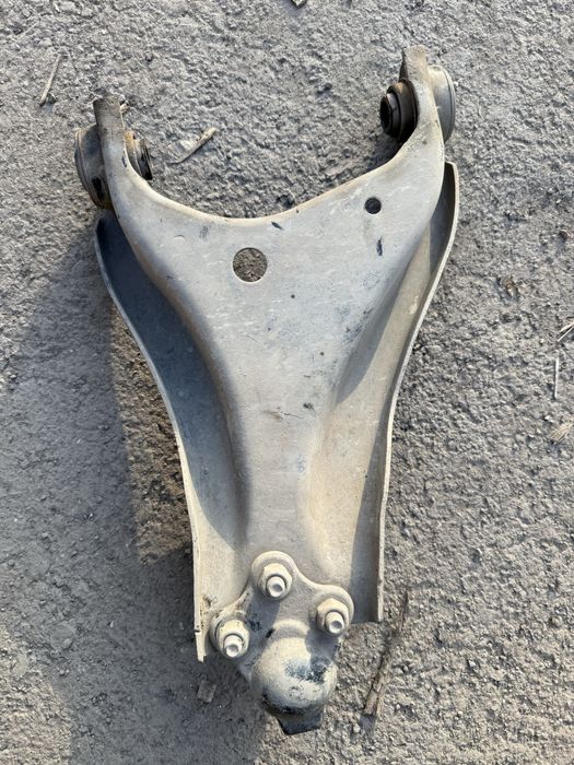 Рычаг в сборе рено