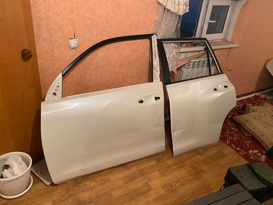 Продаются Двери Прадо 150
