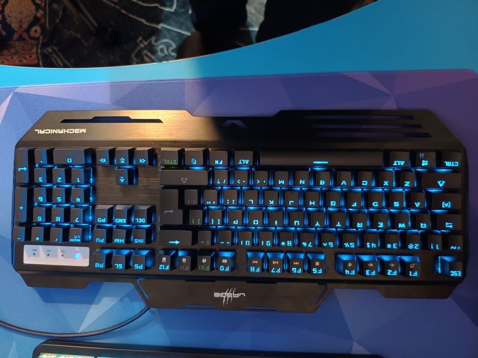 Механична клавиатура Hama Urage m3chanical