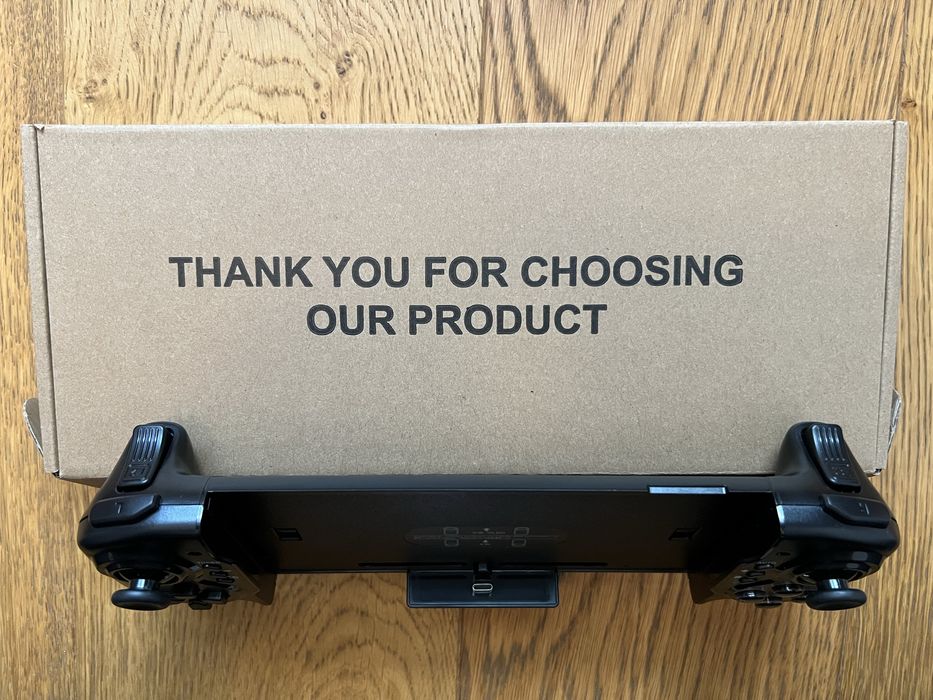 Vând grip, joycon Nintendo Switch