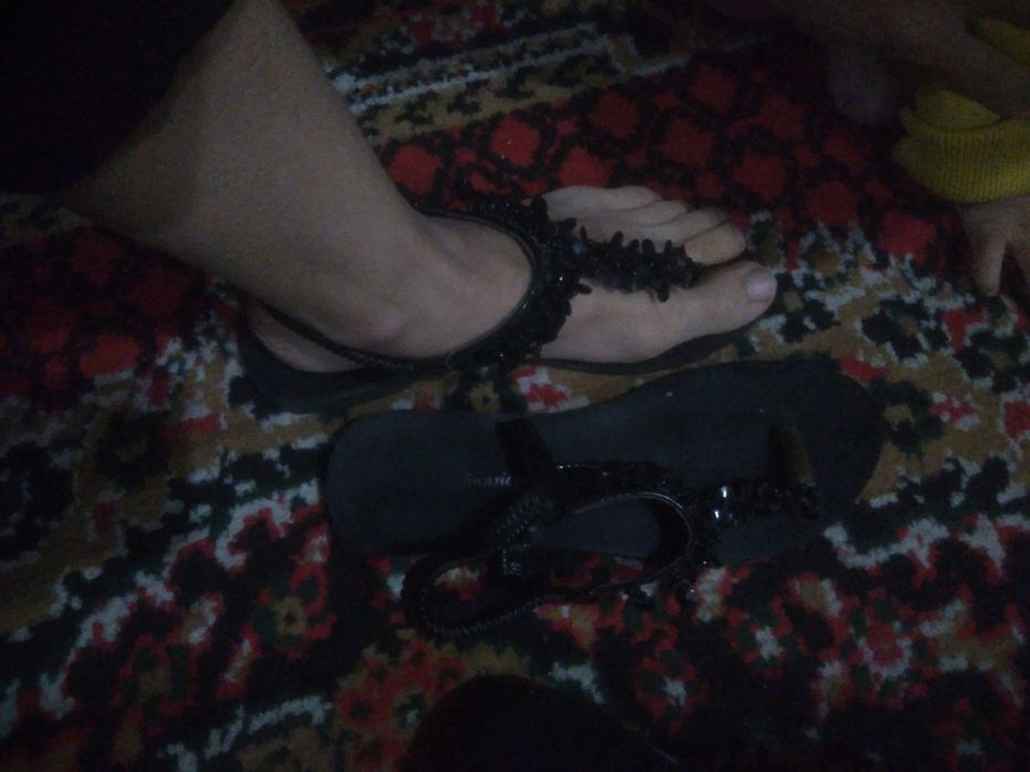 Slansiy ayollar oyoq kiymi. Xolati yaxshi, ko'p kiyilmagan .