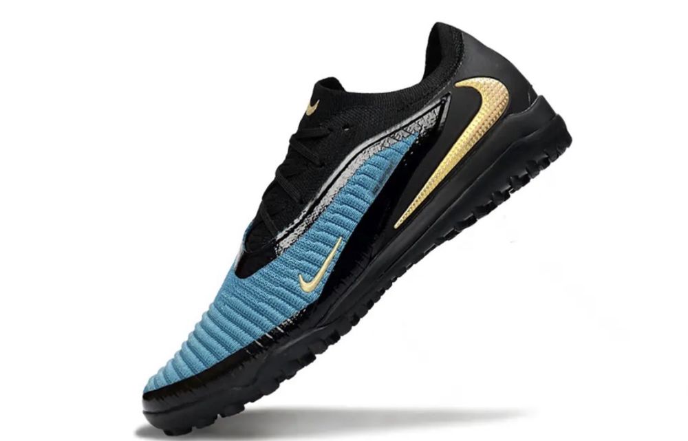 Nike Phantom