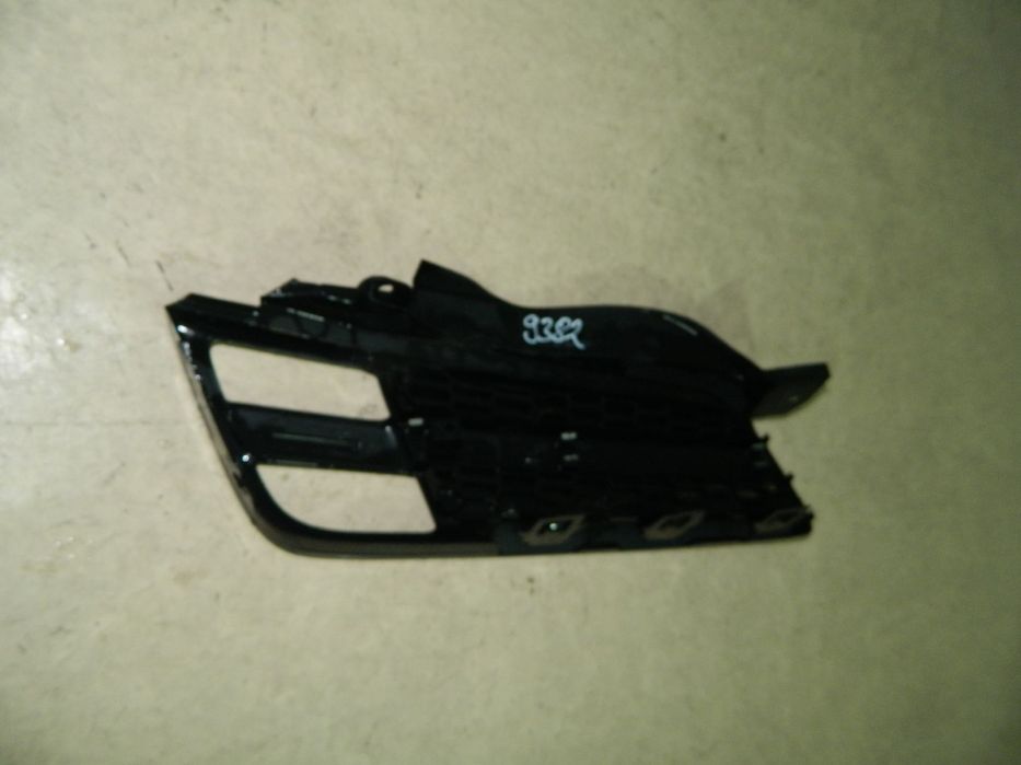 Grila proiector partea stanga Nissan Micra, 2005, 2006, 2007, 2007, 2008,, 62330-BC400