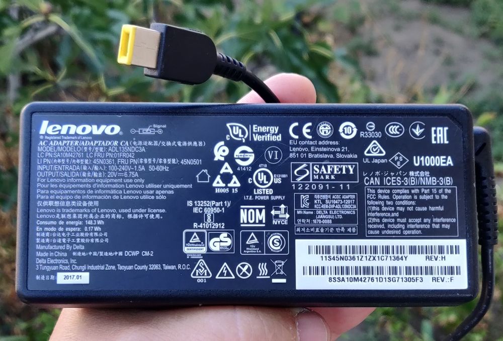 Încărcător laptop  Lenovo