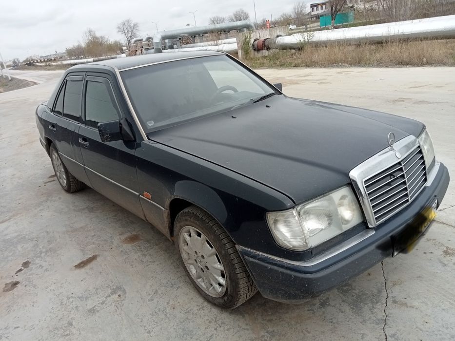 Продам Мерседес 124