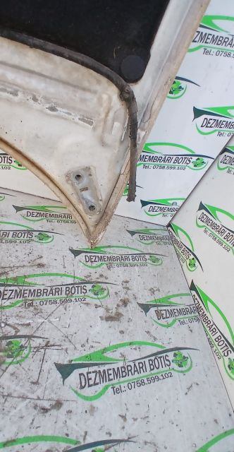 Capota motor Ford Focus prima generatie