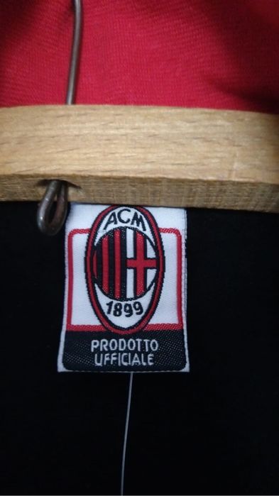 De vanzare tricou AC Milan