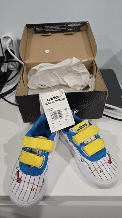 Детски обувки, кецове adidas