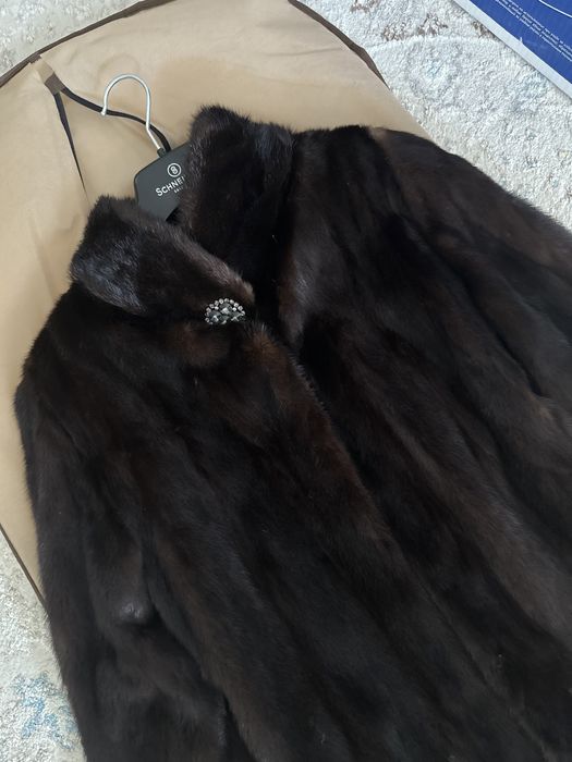 Продаю норковую шубу