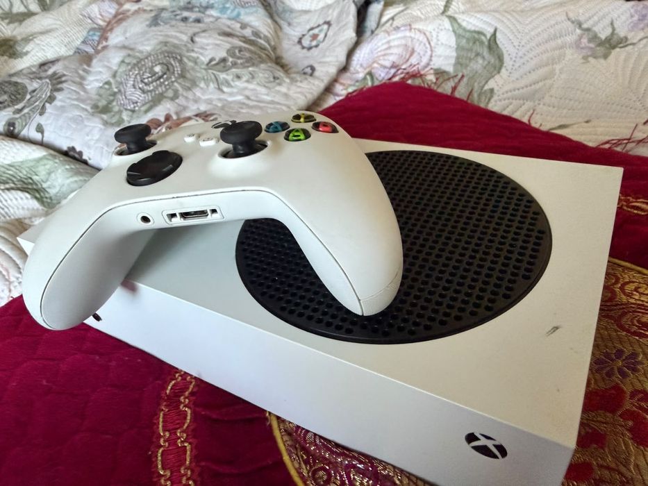 Xbox series s белый