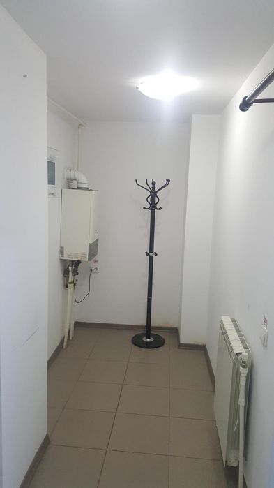 Vând Spațiu Comercial