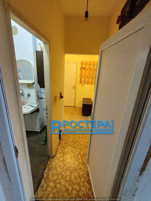 Продава се Двустаен апартамент в Търговище, Запад 3 - 75 кв.м за 871 €/кв.м - Снимка #15