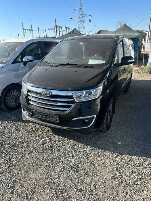 JAC  M3 sotiladi