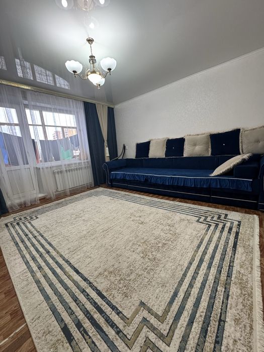 Продаю 2-комнатную квартиру на 19-микрорайоне.