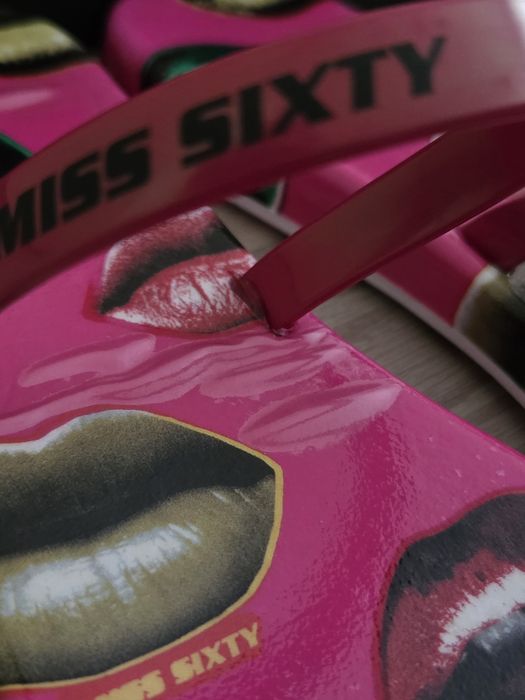 MISS SIXTY оригинални нови джапанки 37 номер