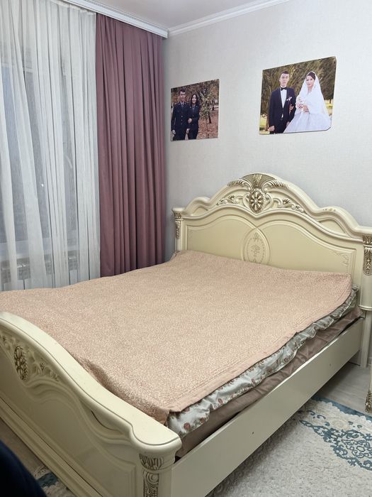 Продам Спальный гарнитур