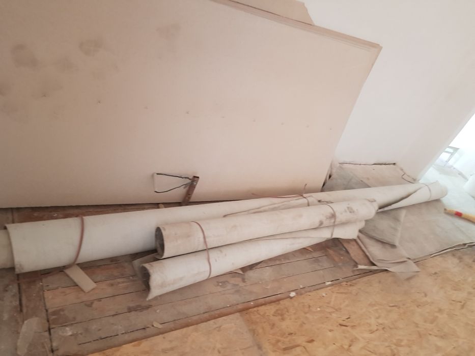 Продается  линолеум в хорошем состоянии