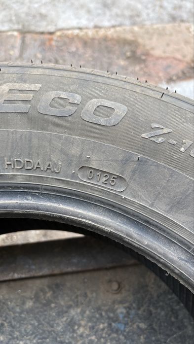 Шина 195/65 R15 продам 4 шт