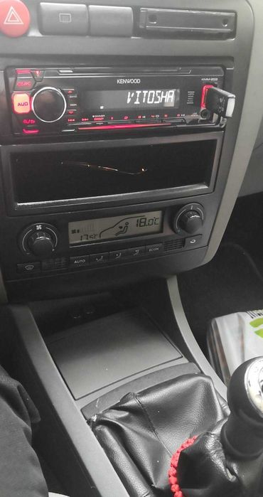 Seat ibiza 1.4 100к.с