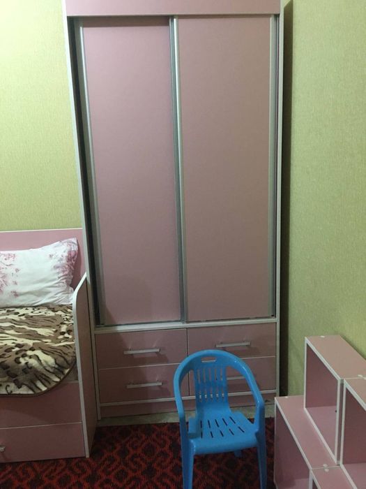 Продам либо обменяю! Спальный гарнитур для девочки, подростка