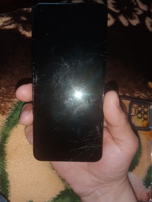 Продам телефон!!