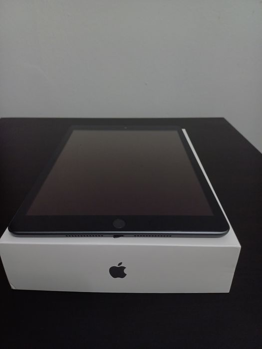 iPad 9, 10.2", 64GB + Apple Pencil 1st Gen