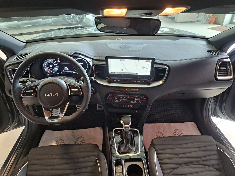 Kia Xceed 2025 benzină, 30.896 € — imagine 4