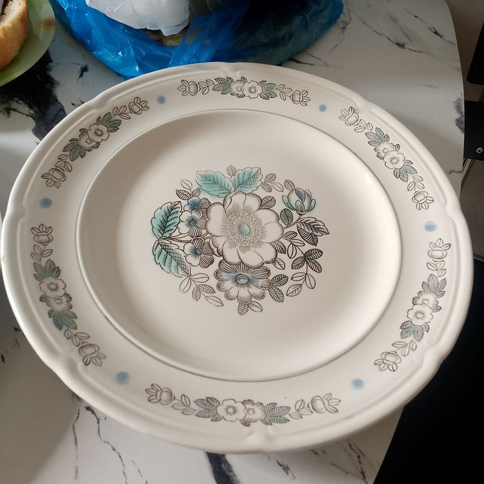 Тарелки для плова и тд.2 шт,размером 30 см