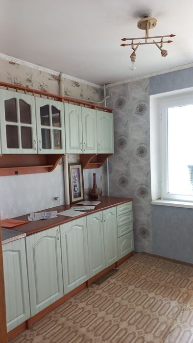 Продам  3 к.кв р-он Шанхай