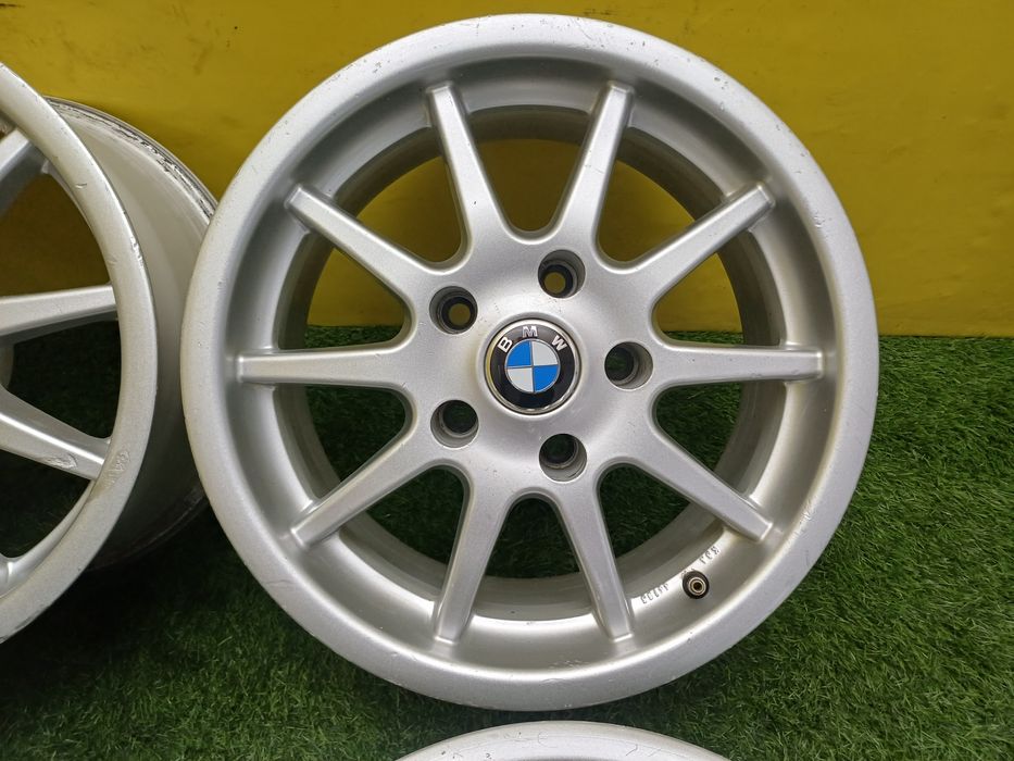 Диски R15 5x120 на BMW.