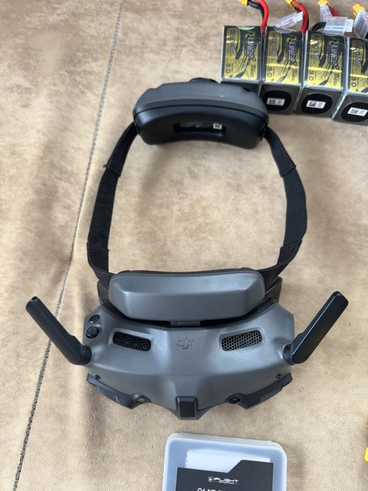 Dronă FPV completă cu toate accesoriile