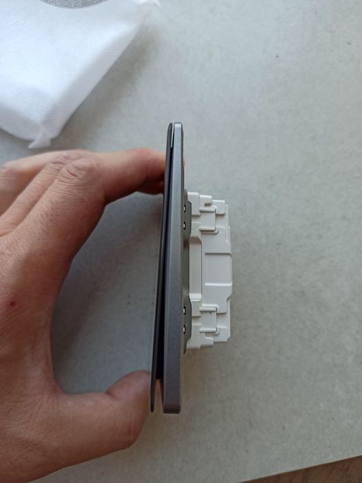 Продам выключатели