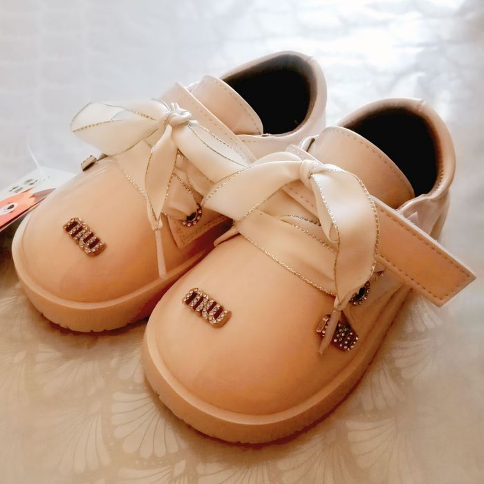 Продам ботиночки, для девочки!