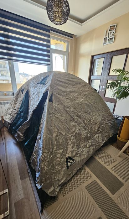 Палатка два слоя 240 х 200 х 152 (Д х Ш х В)